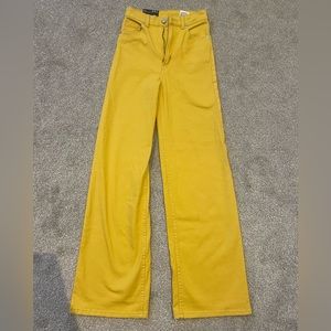 H&M High Waisted Yellow Jeans